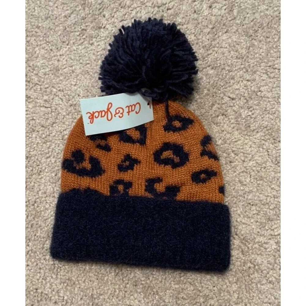 Cat & Jack Infant Boys Animal Print Winter Beanie Hat Ball Size 12-24M